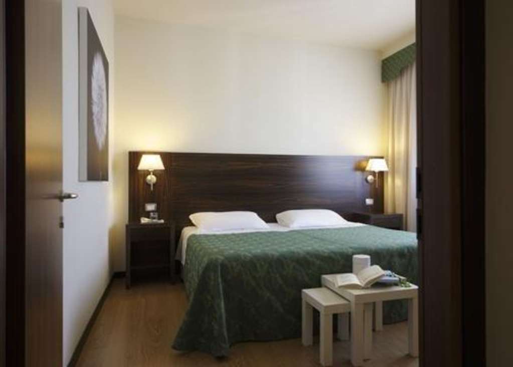 Hotel Delfino Venezia Mestre Room photo